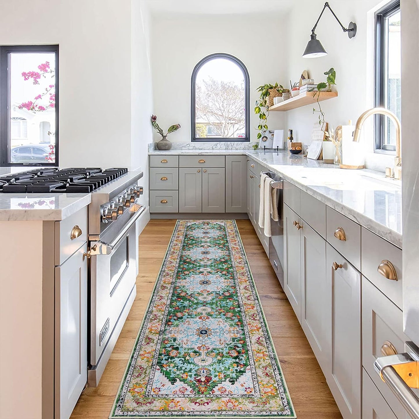 Boho Hallway Runner Rug, Non Slip Washable Vintage Farmhouse Accent Area Rug Carpet for Kitchen Entryway Laundry and Living Room