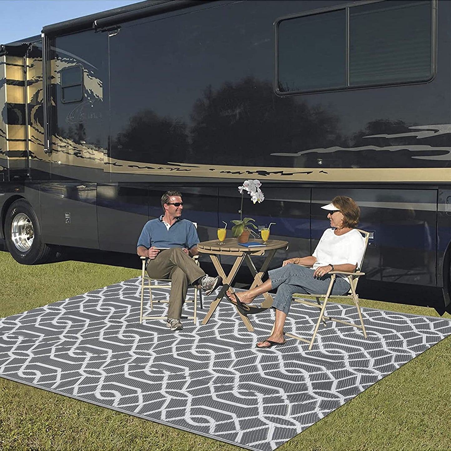 HEBE Waterproof Reversible Outdoor Rug for RV Camping Porch Deck Balcony Backyard Picnic
