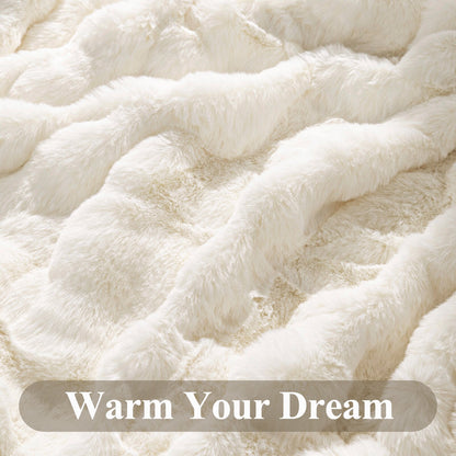 Fleece Throw Blanket for Couch - 550GSM Soft & Warm Fluffy Bubble Faux Rabbit Blanket, Decorative and Giftable Striped Blankets for Couch, Sofa, Bed