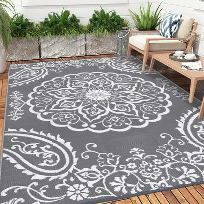 AR004054_grey_10x14_plastic_straw_outdoor_rug_boho_floral_deck_mat_US_home_heberug