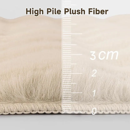 AR008487beige3cmhighpileplushthickfluffy4x6shagarearugcloseupheberug