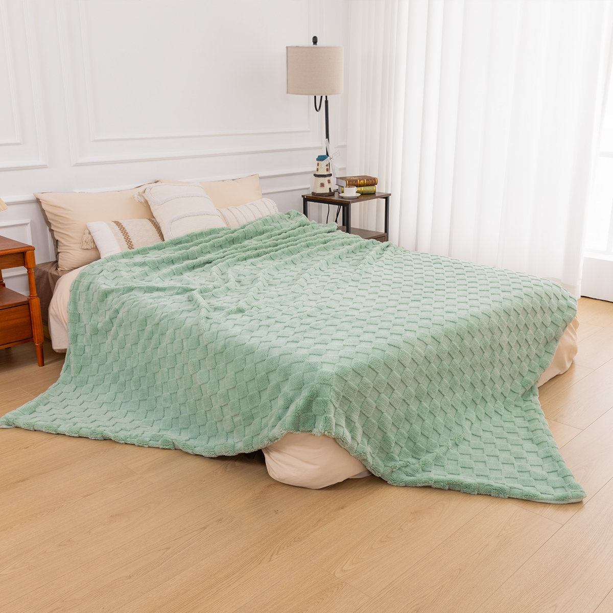 HEBE 50-in x 60-in Cozy Soft Bed Sofa Throw Blankets